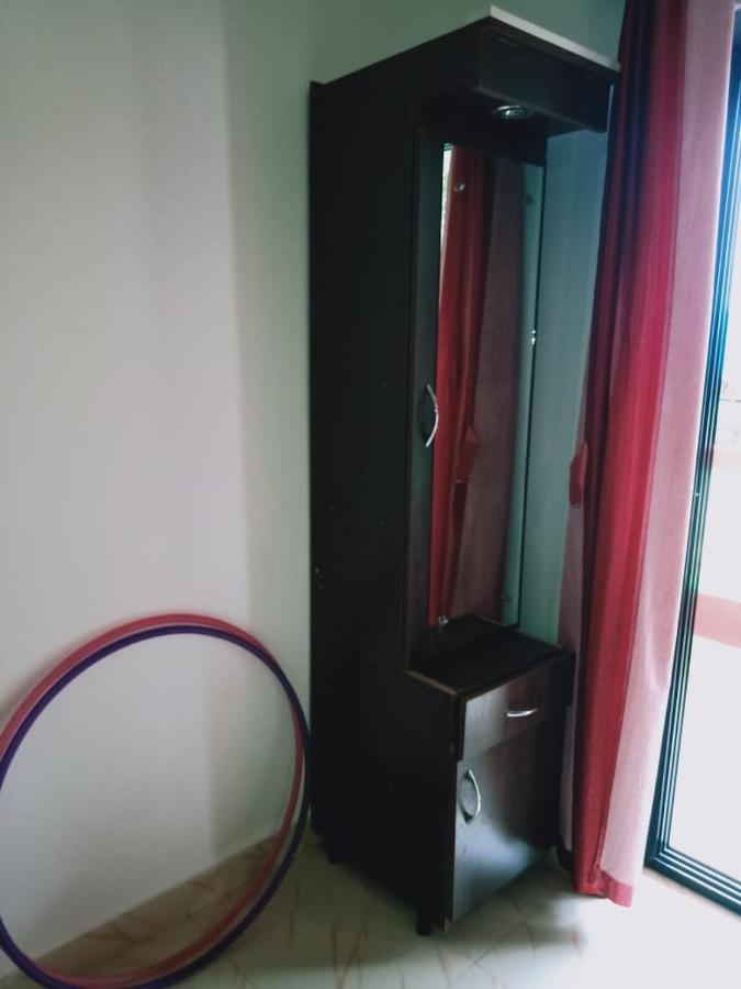Rasta Mansion Beach Hostel And Roomsアランボル エクステリア 写真
