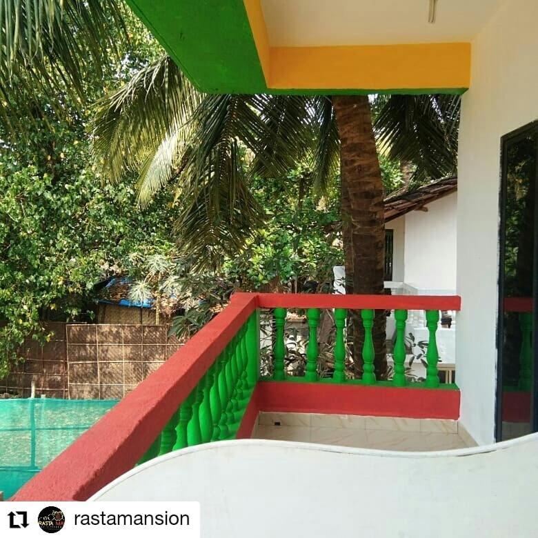 Rasta Mansion Beach Hostel And Roomsアランボル エクステリア 写真