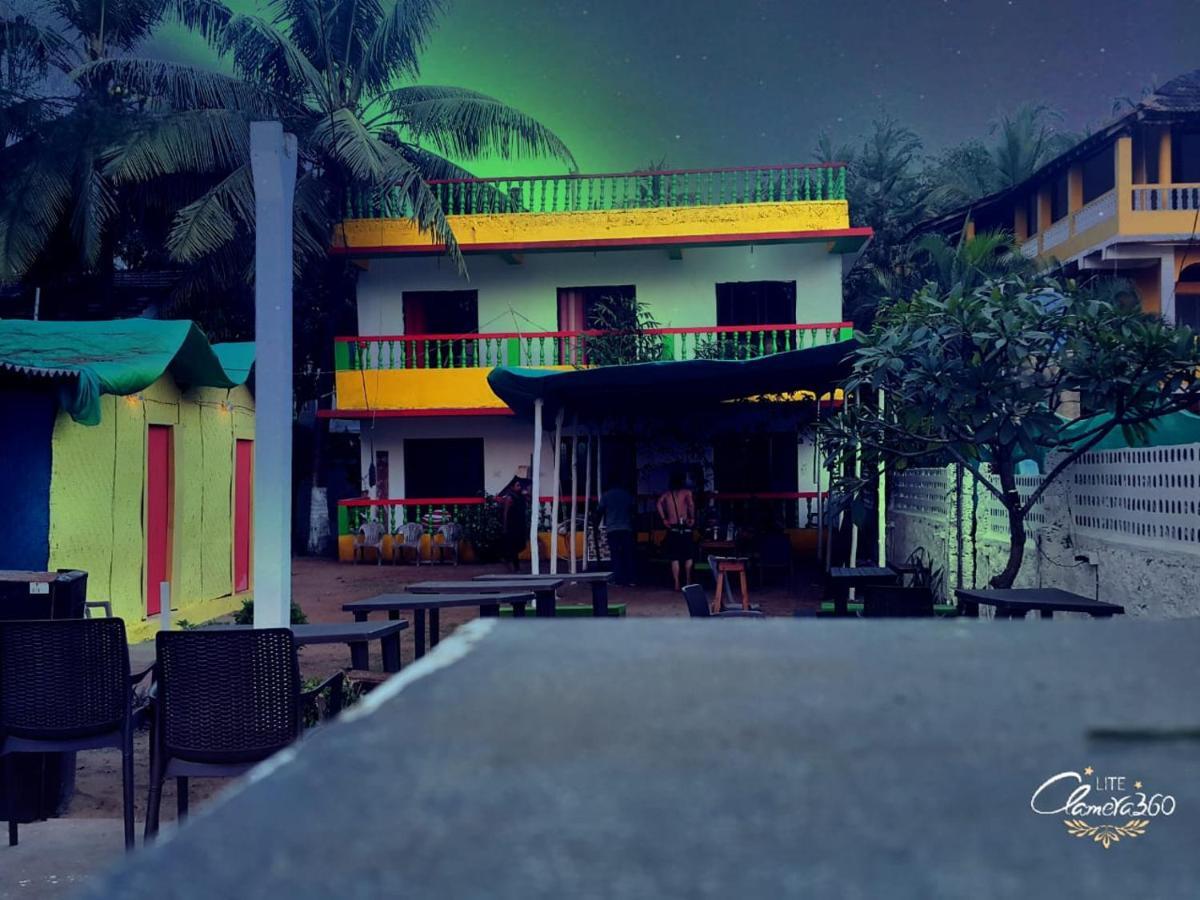 Rasta Mansion Beach Hostel And Roomsアランボル エクステリア 写真