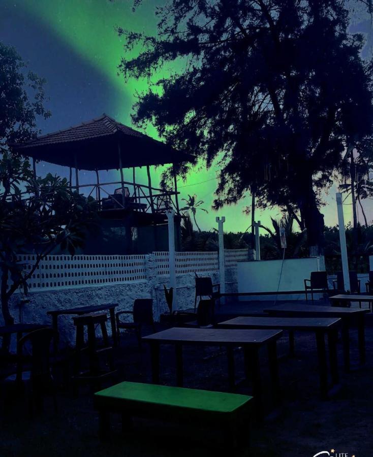 Rasta Mansion Beach Hostel And Roomsアランボル エクステリア 写真